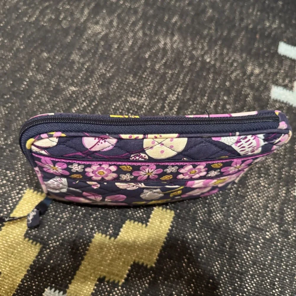 Vera Bradley Floral Nightingale Pattern Quilted Tablet Zippered Pouch, 2011